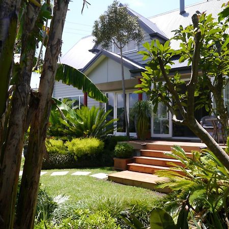 Kereru Cottage Russell - James Cook Apartment Экстерьер фото